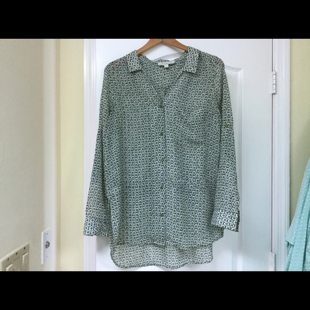 Olive & Oaks button down shirt